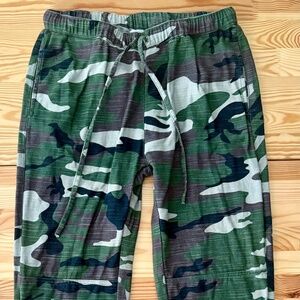 Sundry Drawstring Capri Camo 100% Cotton Made in India Size 1 (small)